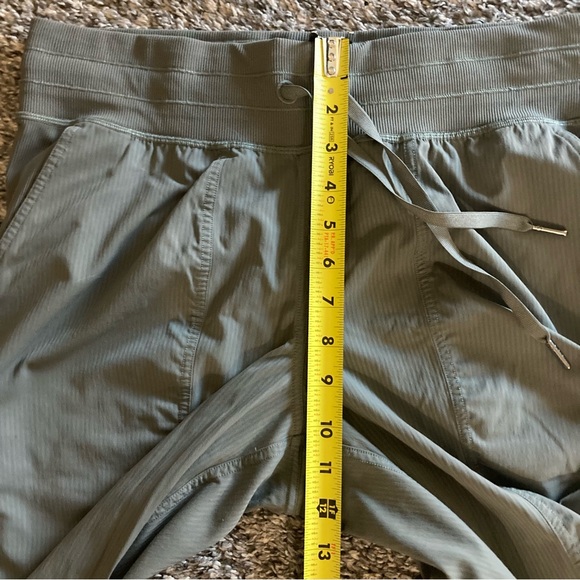 Lululemon Dance Studio Joggers Size 8 - Picture 10 of 12